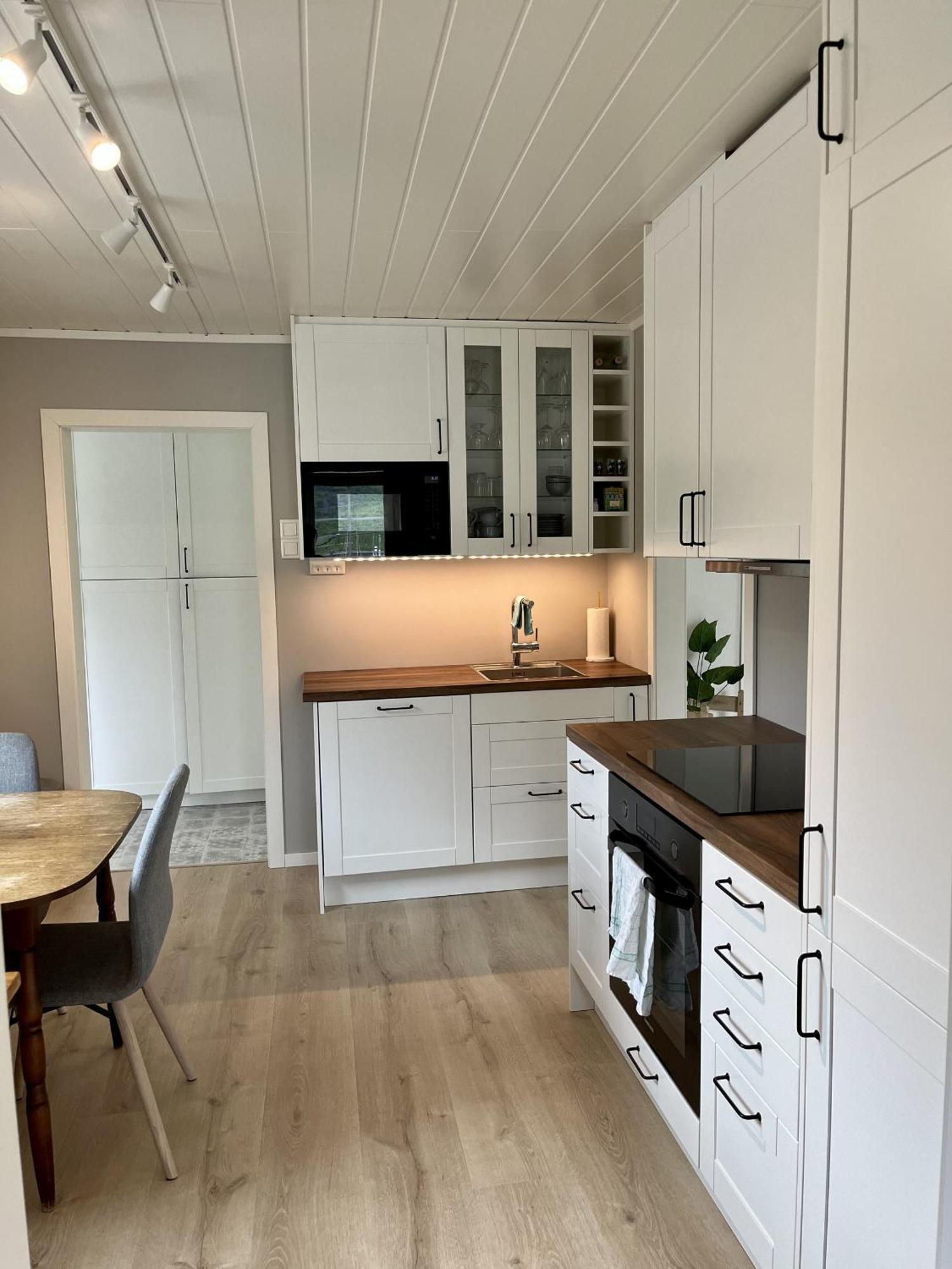 Willa Koselig Nyrestaurert Hus Med Flott Utsikt! Reine Zewnętrze zdjęcie